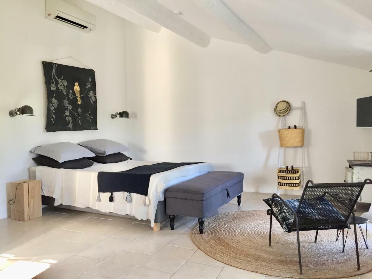 Suite Sur La Sorgue L'Isle-sur-la-Sorgue Kültér fotó